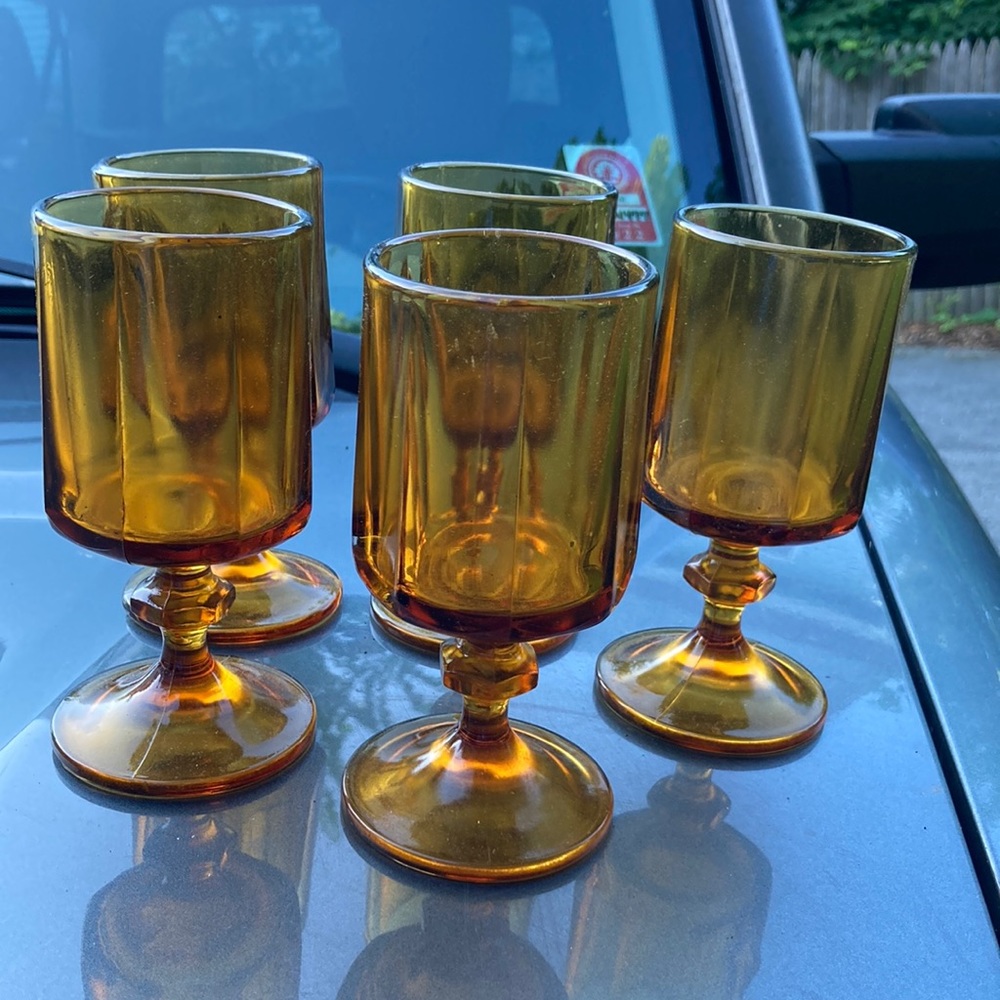 MCM Amber goblets 5 glasses